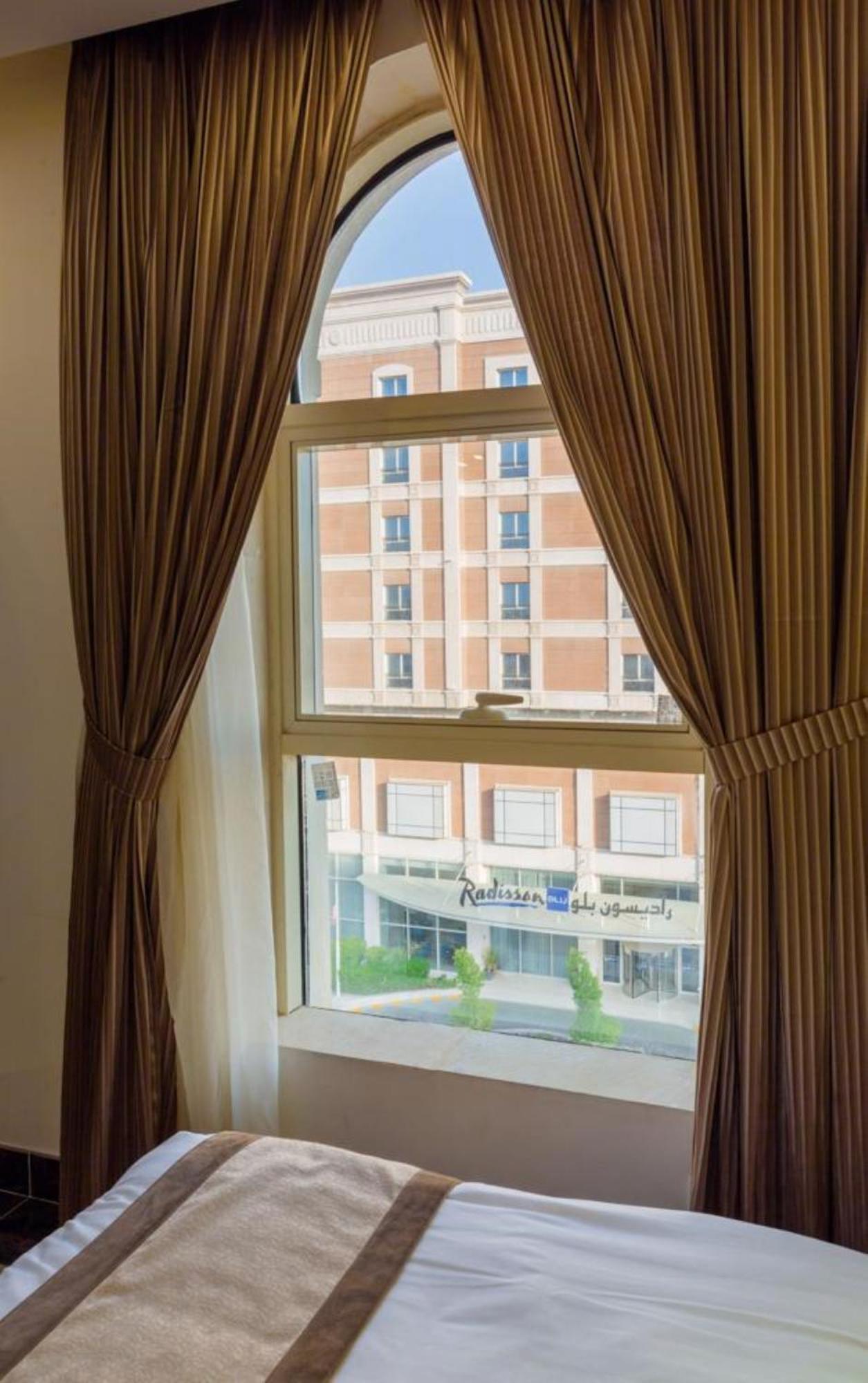 Sun Park Hotel Suites Yidda Exterior foto
